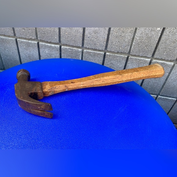 Early 20th Century Wooden Shaft Claw Hammer Functional Antique - Picture 5 of 16